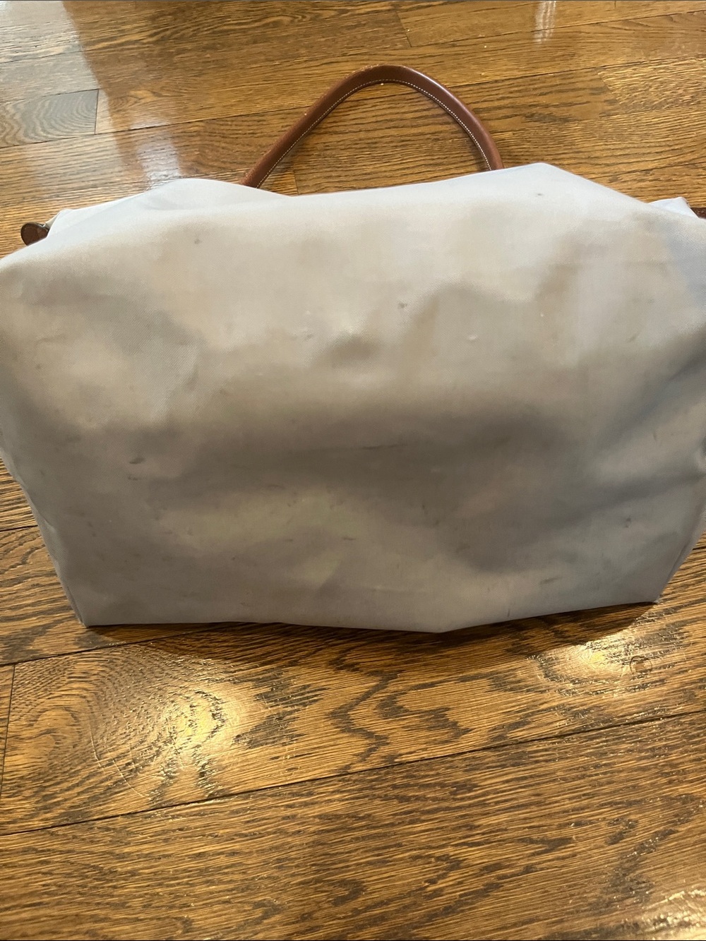 Longchamp Le Pliage Style Tote Bag in Light Gray with Brown Trim damage - Picture 3 of 5